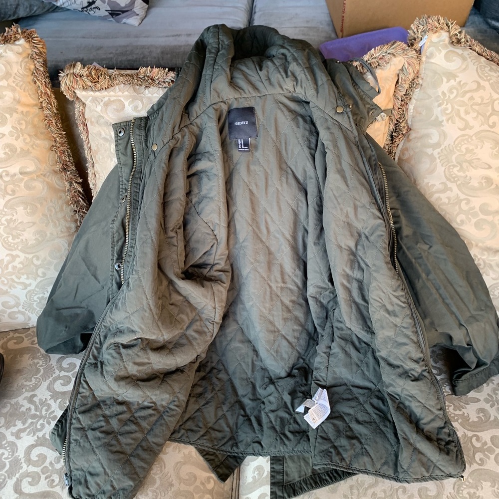 Jacket - Picture 2 of 3